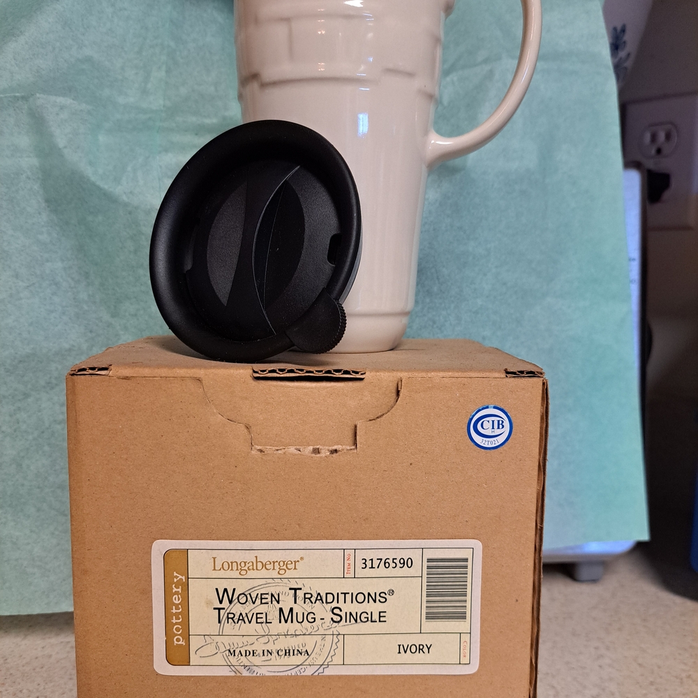 Longaberger Woven Traditions Ivory Mug with Black Lid
